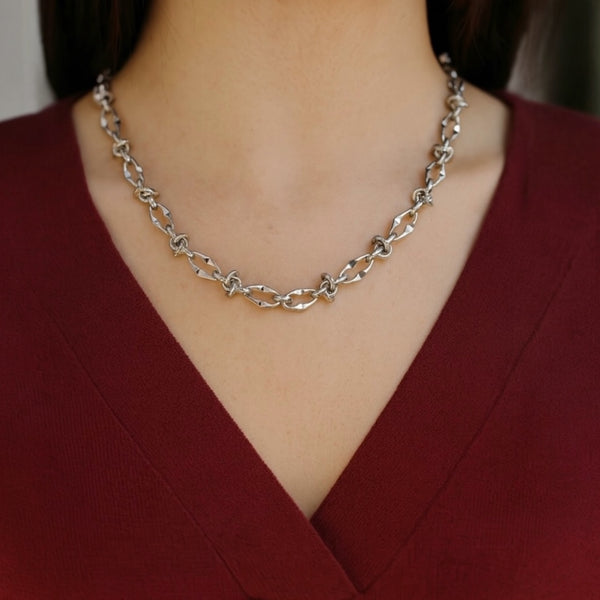 Barbed Love Knot Necklace