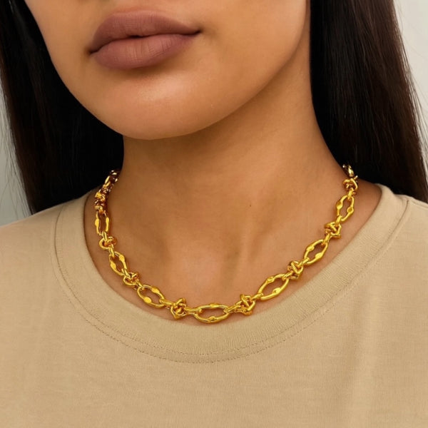 Barbed Love Knot Necklace