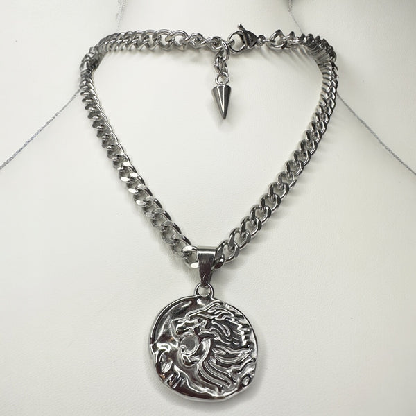 Cersei Amulet Necklace