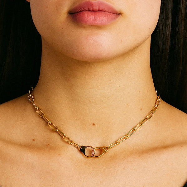 baby bond necklace in yellow gold on white model 
